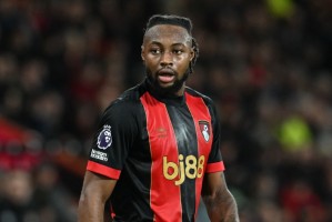 塞梅尼奥盛赞波罗为英超顶级右后卫，坦言与顶尖边卫对决总能激发自身斗志