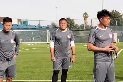 九游正版入口-郑智率西海岸队迪拜苦练，球员称比广州训练更狠|广州恒大|中国男足|黄博文|广州队|梅方_新浪新闻