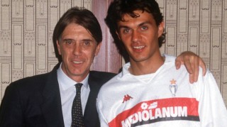 九游应用下载-米兰老照片引发球迷回忆热潮|AC米兰|保罗-马尔蒂尼_新浪体育_新浪新闻